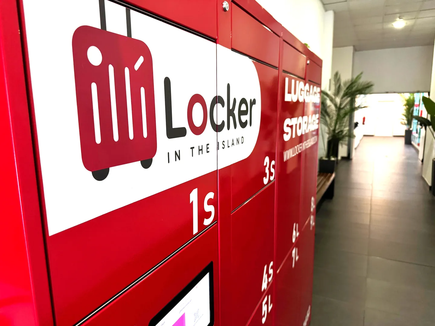 Locker de consigna de equipaje Locker in the Island en Duke Shops (Costa Adeje)